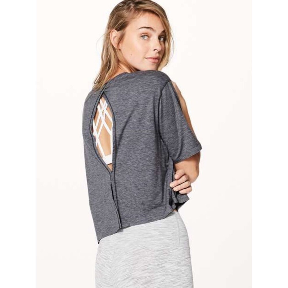 Lululemon Intended Short Sleeve Cropped Tee | Heathered Grey | 6